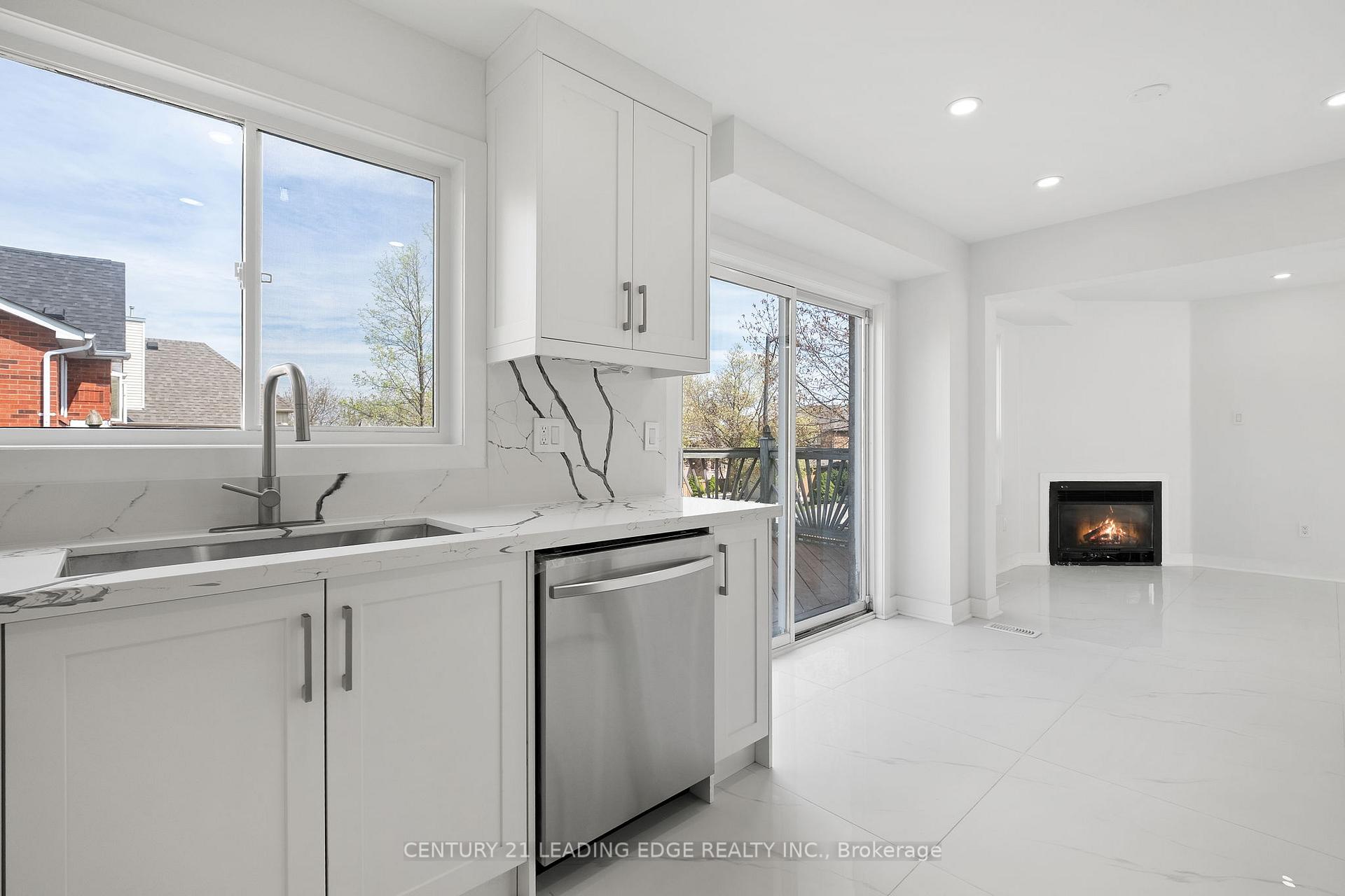 Photo 15 of 88 Bonny Meadows Drive, Aurora, Aurora Highlands — HOMEH