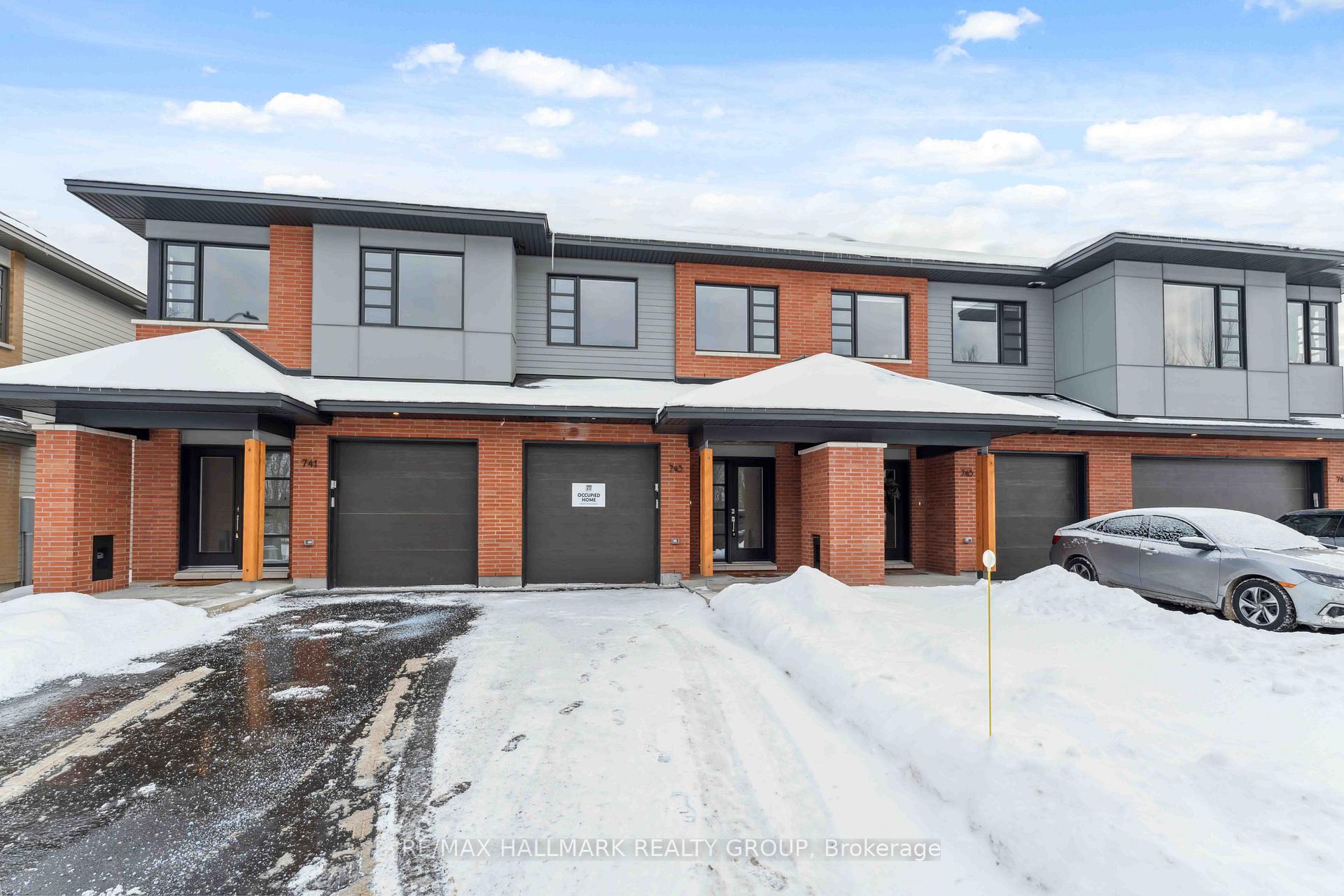Photo 2 of 743 Acai Way, Ottawa, Riverside South/Gloucester Glen — HOMEH