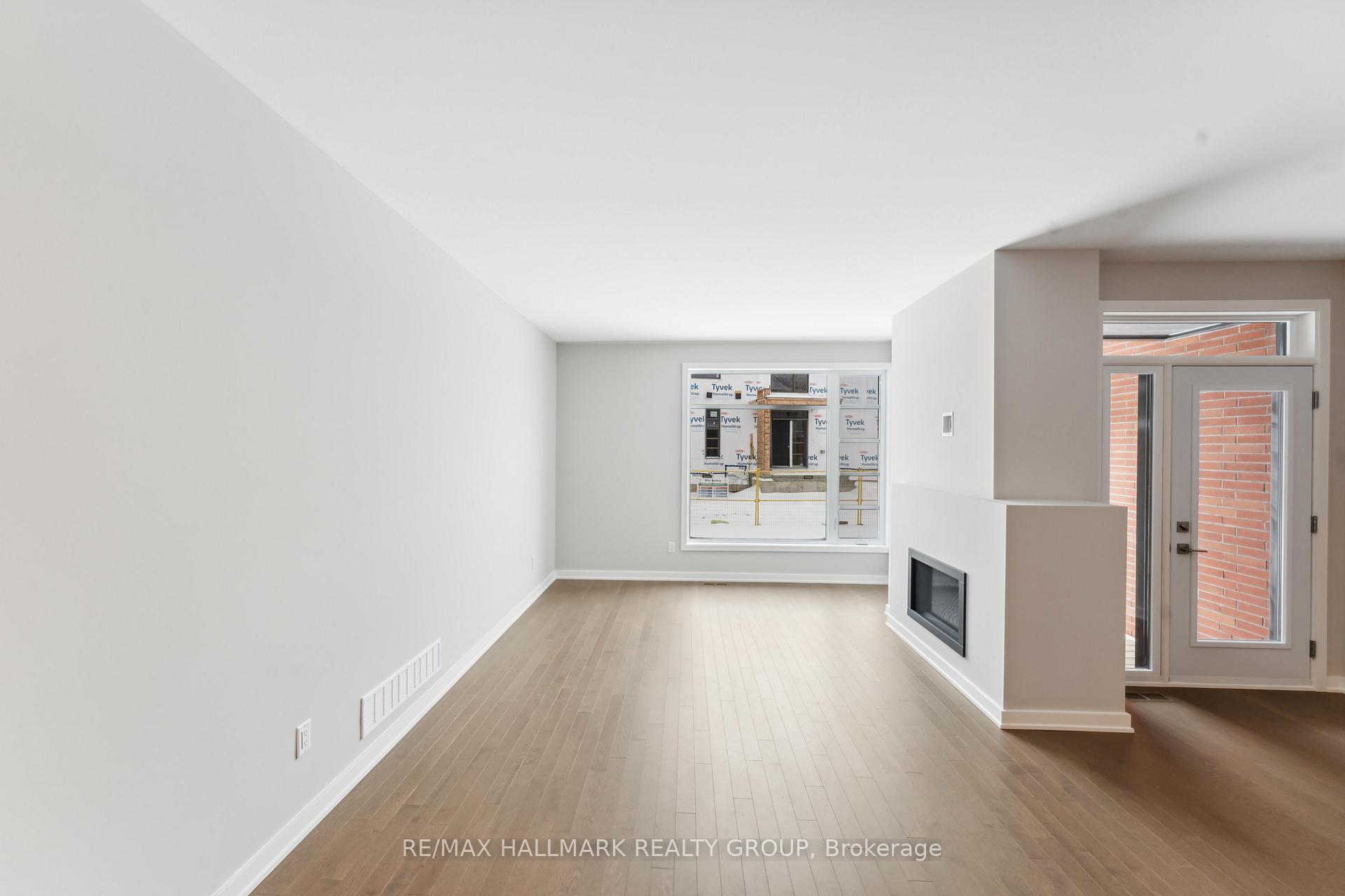 Photo 14 of 743 Acai Way, Ottawa, Riverside South/Gloucester Glen — HOMEH