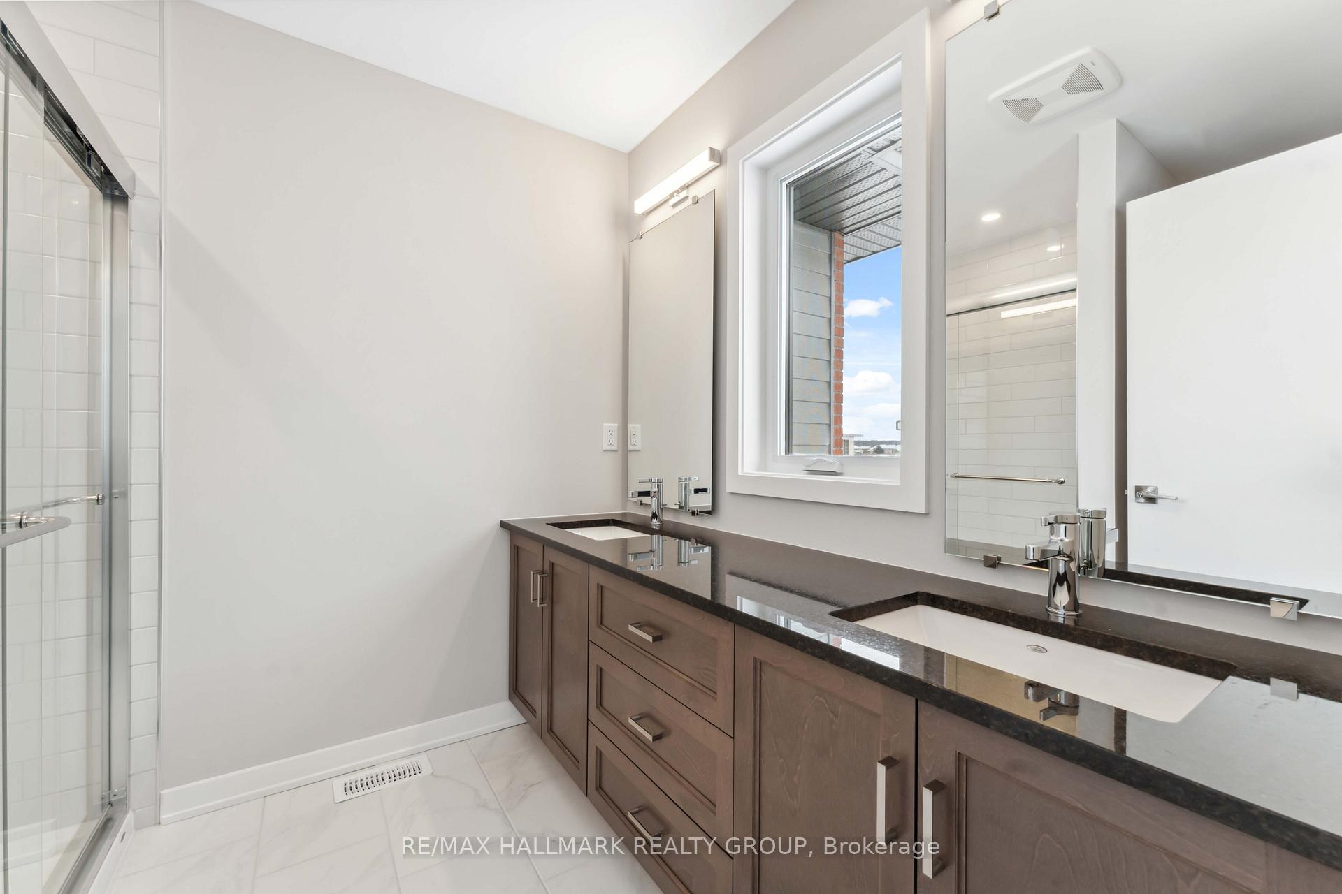 Photo 19 of 743 Acai Way, Ottawa, Riverside South/Gloucester Glen — HOMEH