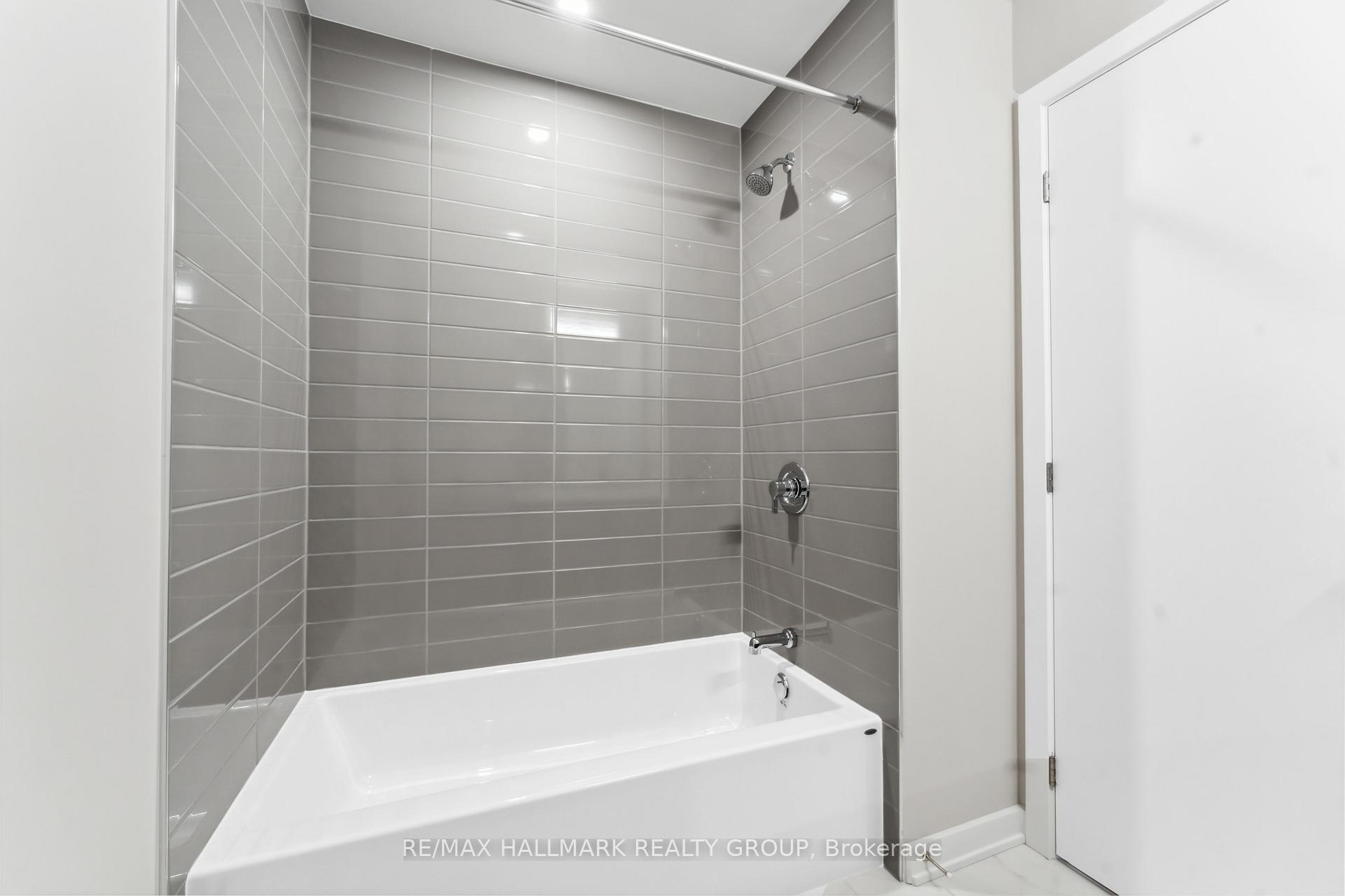 Photo 20 of 743 Acai Way, Ottawa, Riverside South/Gloucester Glen — HOMEH