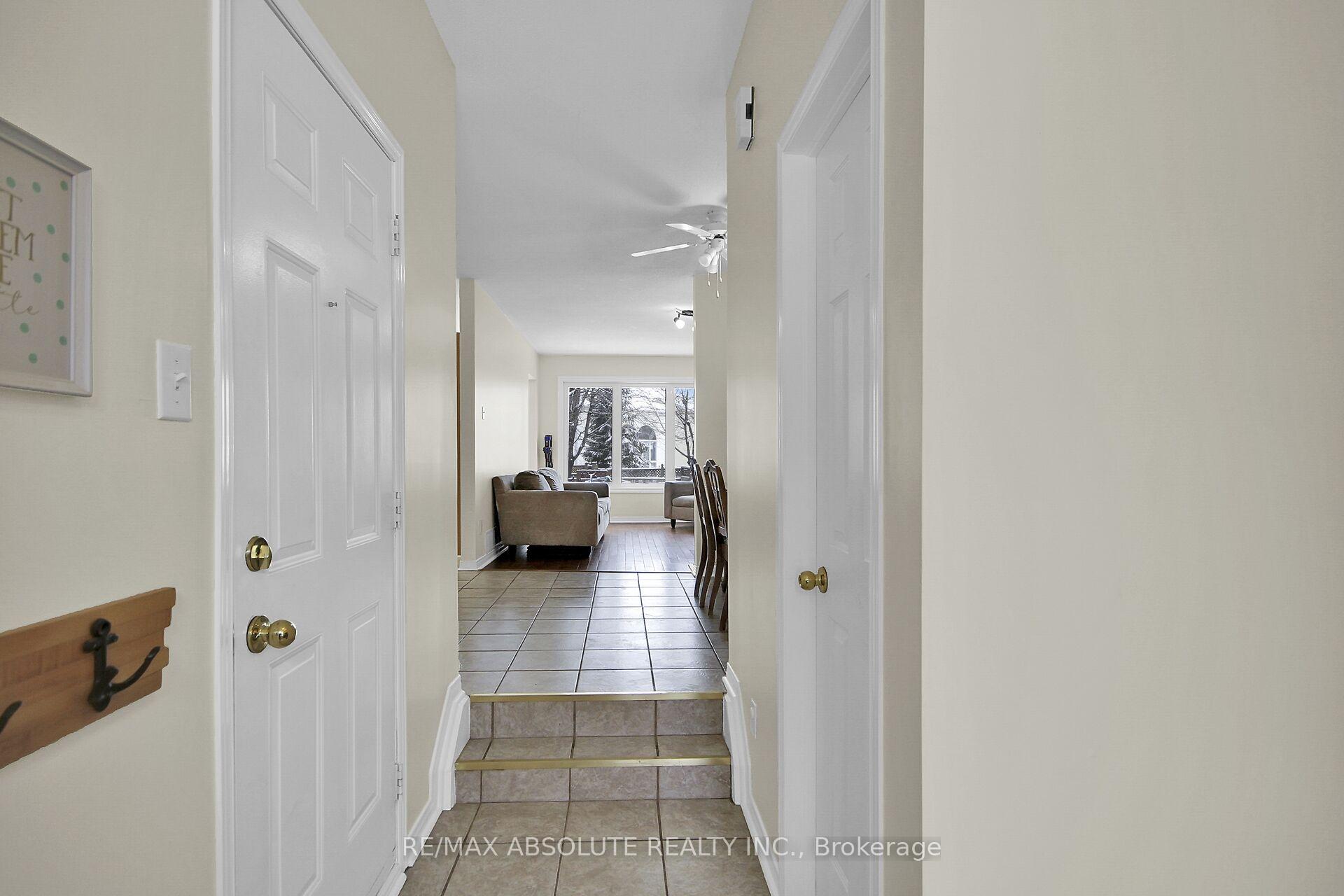 Photo 2 of 97 Queensbury Drive, Ottawa, Barrhaven - Longfields — HOMEH