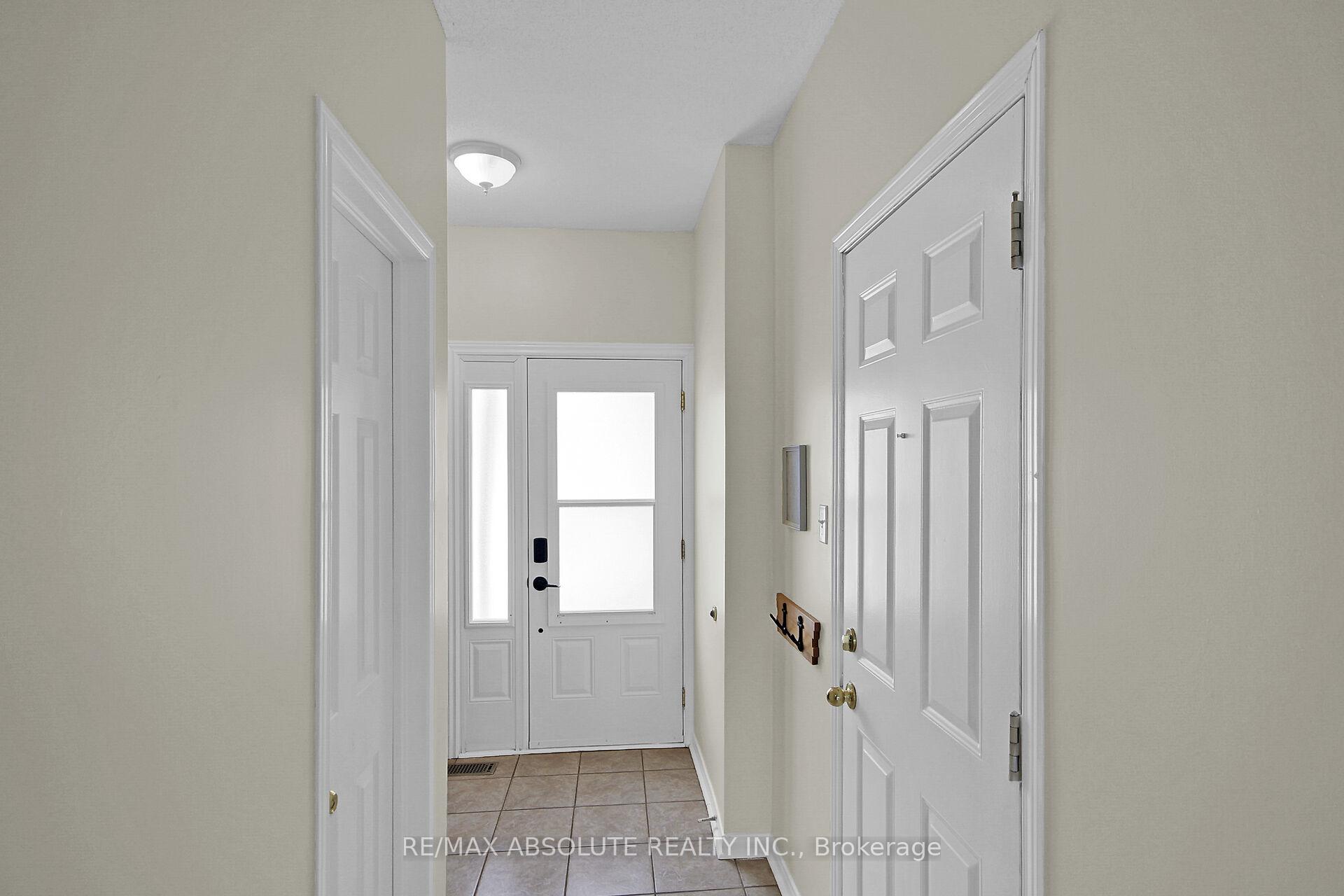 Photo 4 of 97 Queensbury Drive, Ottawa, Barrhaven - Longfields — HOMEH