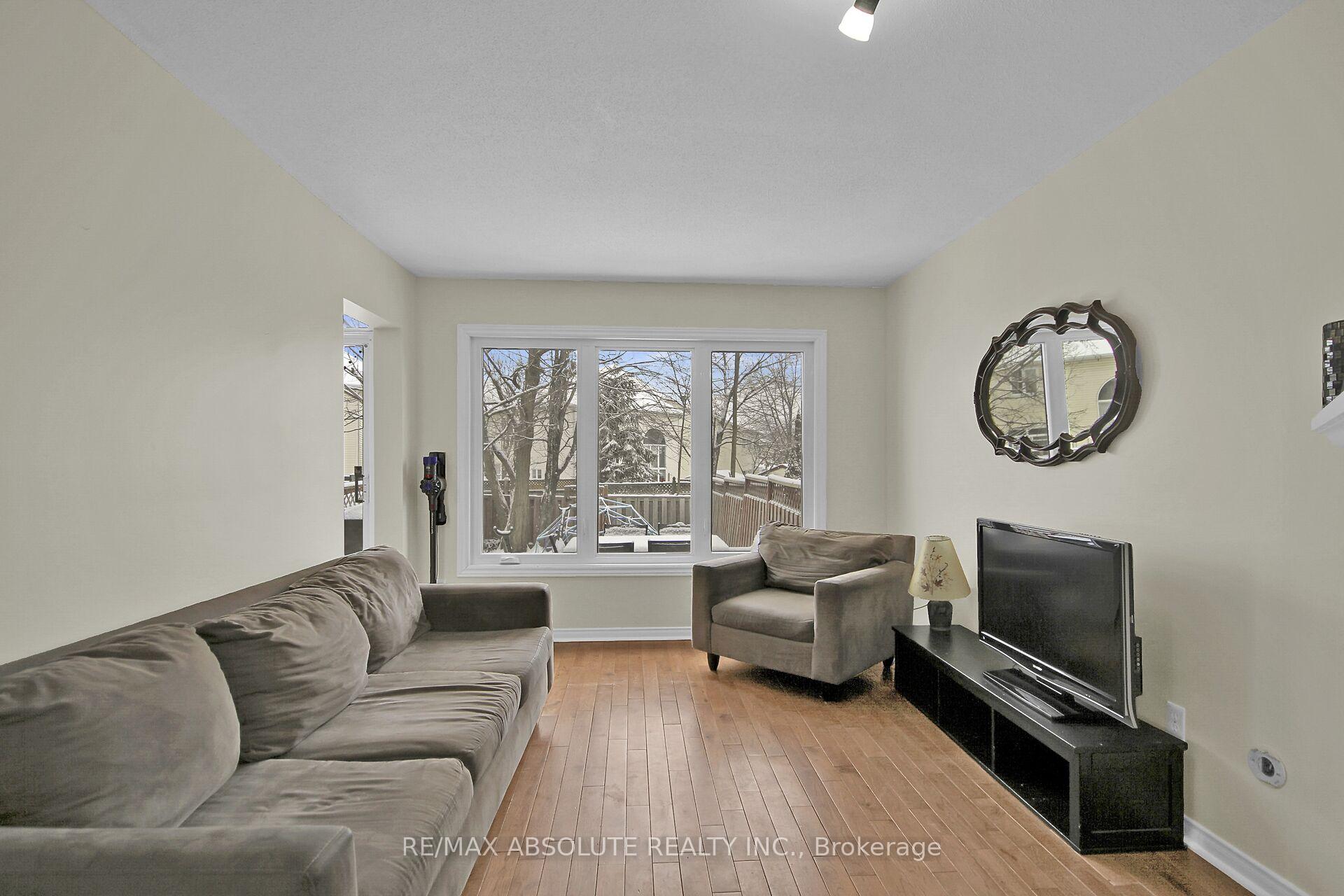 Photo 15 of 97 Queensbury Drive, Ottawa, Barrhaven - Longfields — HOMEH