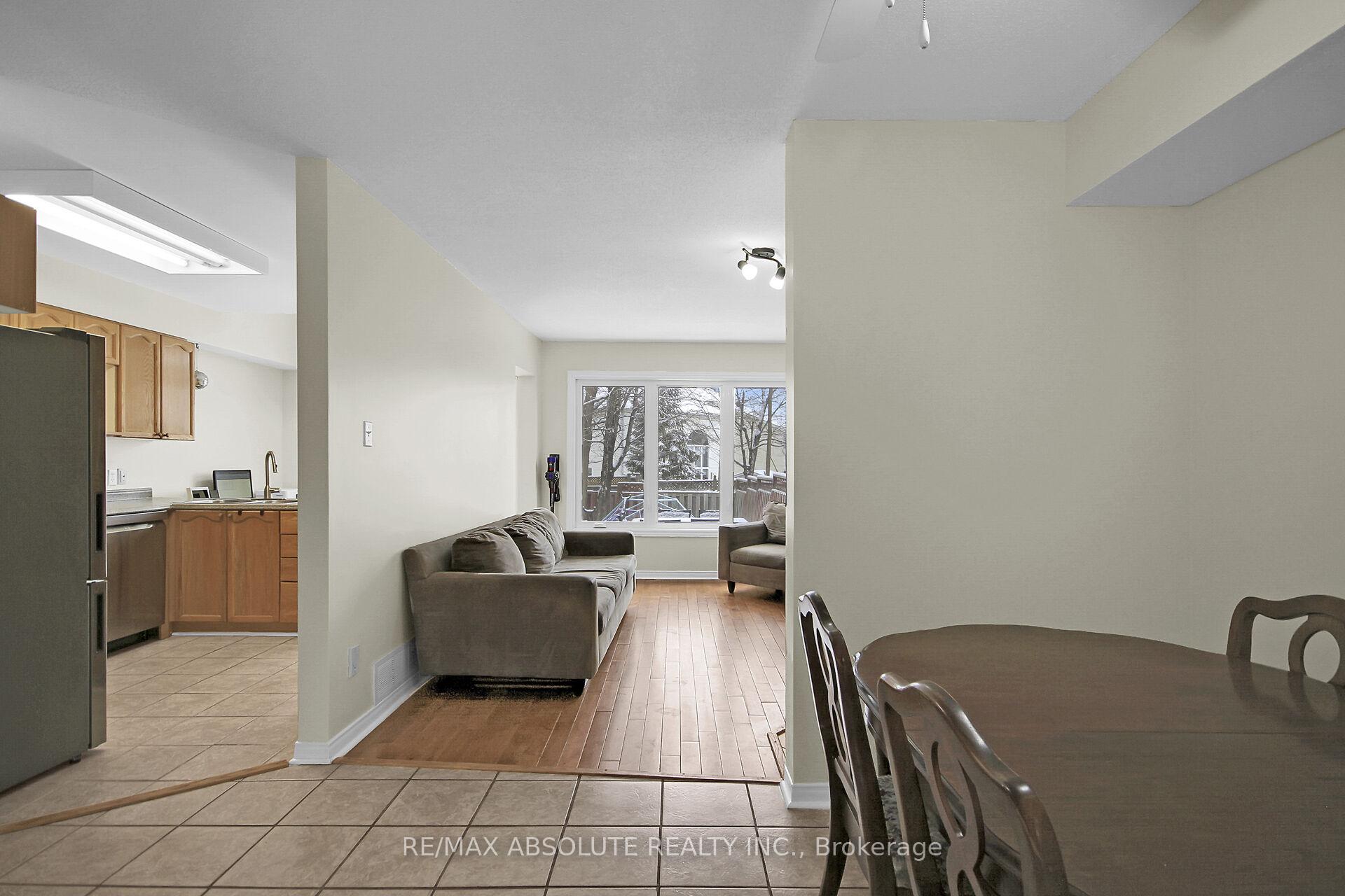 Photo 16 of 97 Queensbury Drive, Ottawa, Barrhaven - Longfields — HOMEH