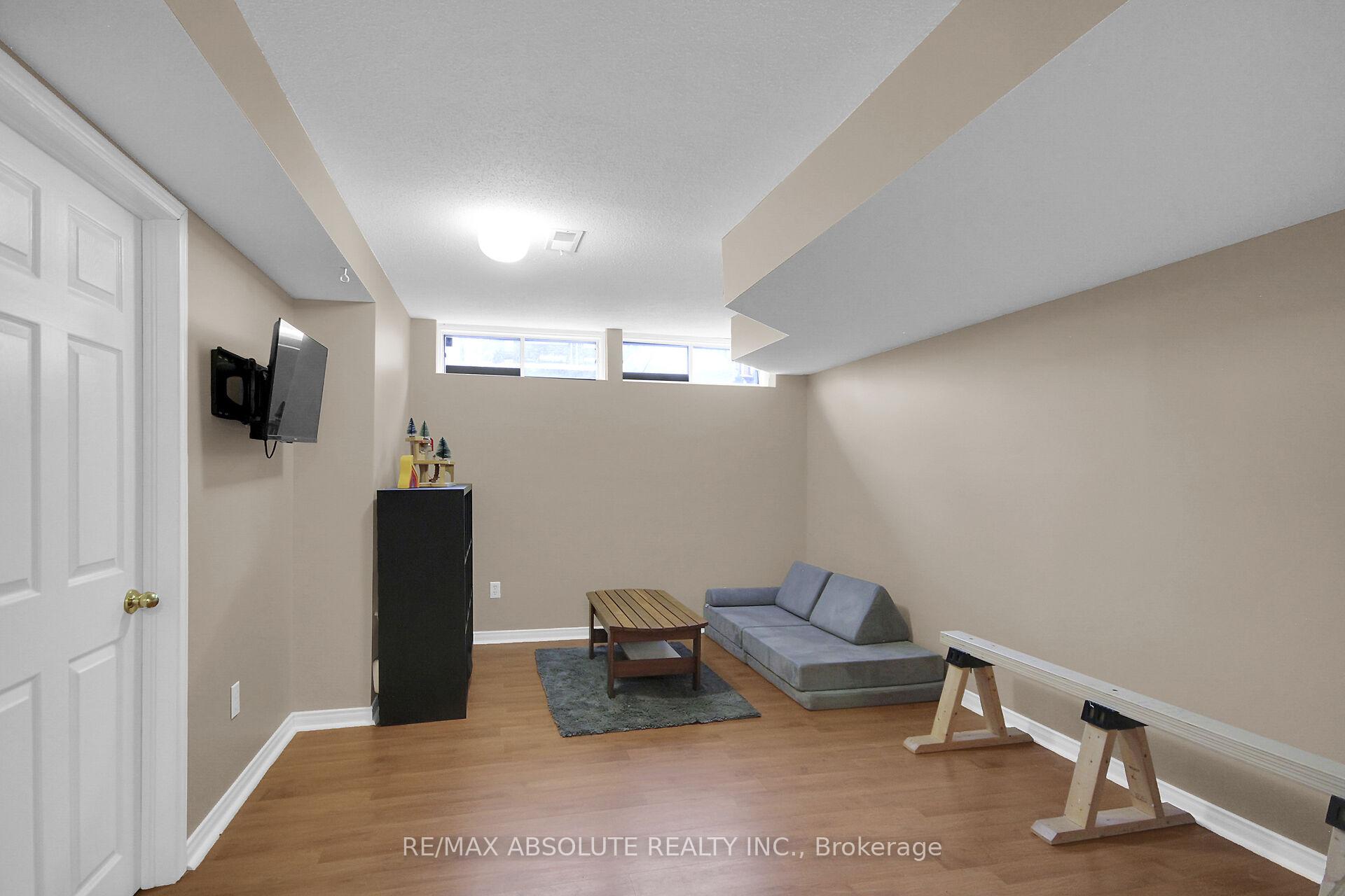 Photo 32 of 97 Queensbury Drive, Ottawa, Barrhaven - Longfields — HOMEH