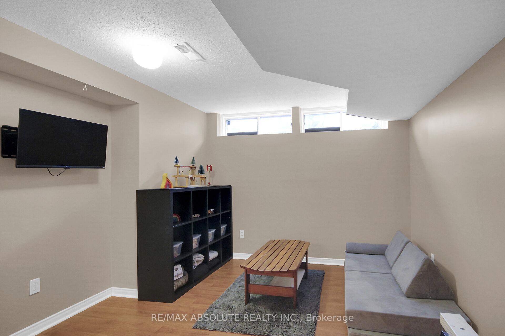 Photo 33 of 97 Queensbury Drive, Ottawa, Barrhaven - Longfields — HOMEH