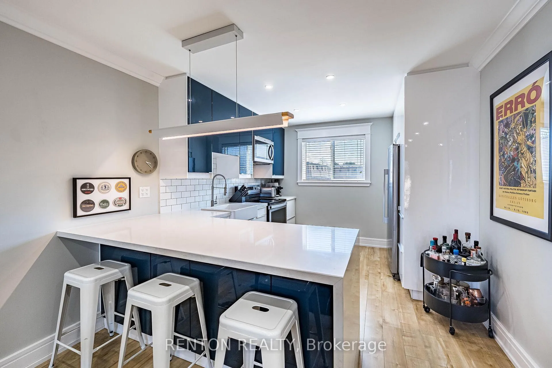 Photo 7 of Unit 6, 1536 Sixth Line, Oakville, College Park — HOMEH