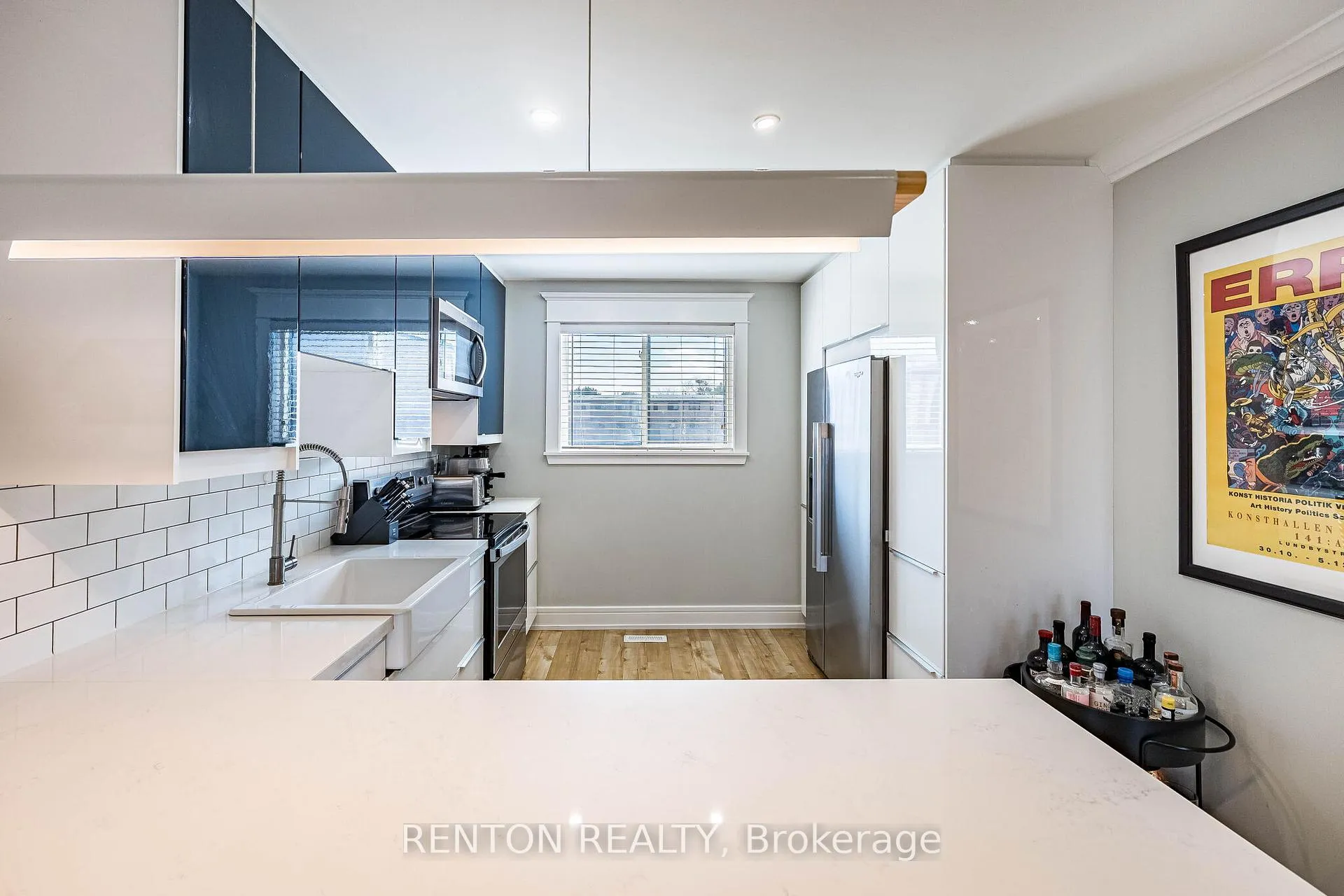 Photo 8 of Unit 6, 1536 Sixth Line, Oakville, College Park — HOMEH