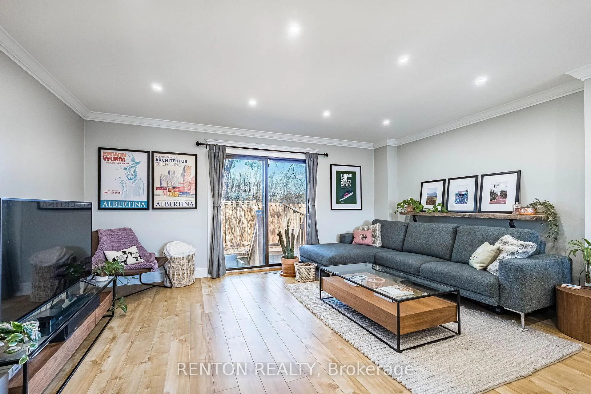 Photo 14 of Unit 6, 1536 Sixth Line, Oakville, College Park — HOMEH