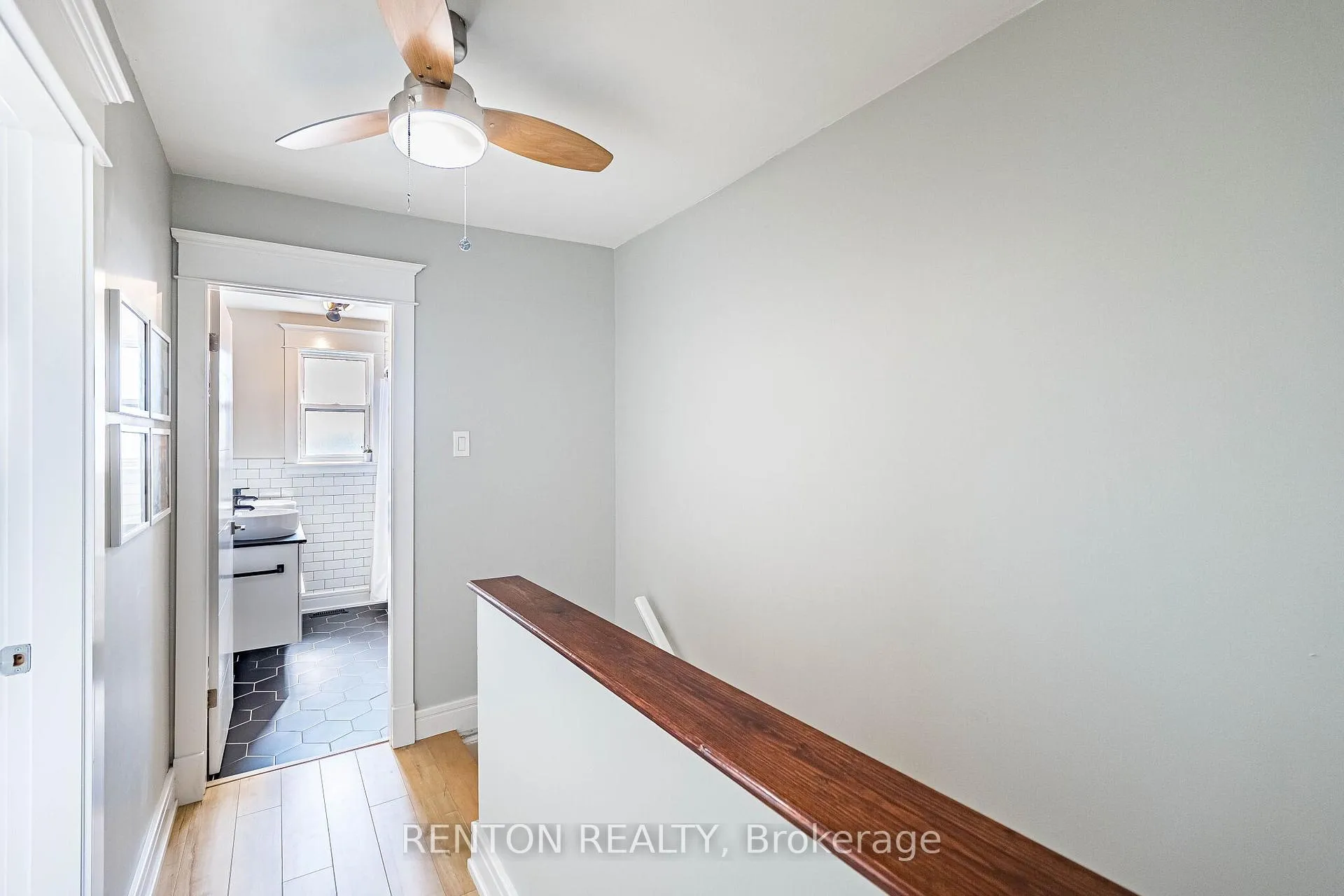 Photo 27 of Unit 6, 1536 Sixth Line, Oakville, College Park — HOMEH