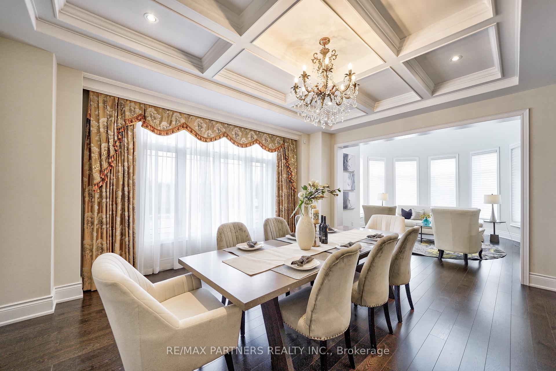 Photo 8 of 112 Baldry Avenue, Vaughan, Patterson — HOMEH