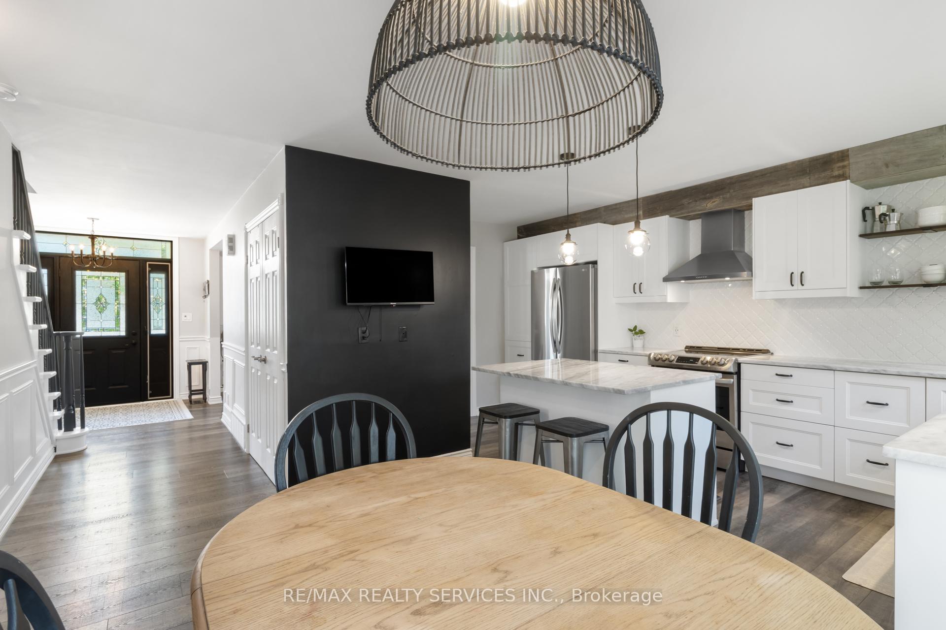 Photo 16 of 54 Audubon Street N, Hamilton, Stoney Creek Mountain — HOMEH