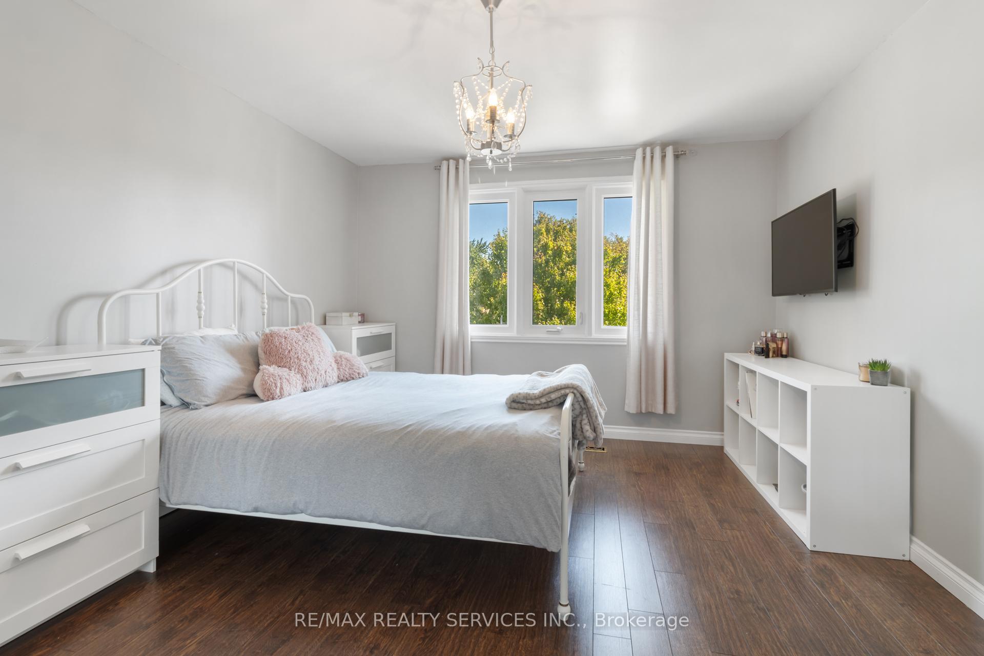 Photo 32 of 54 Audubon Street N, Hamilton, Stoney Creek Mountain — HOMEH