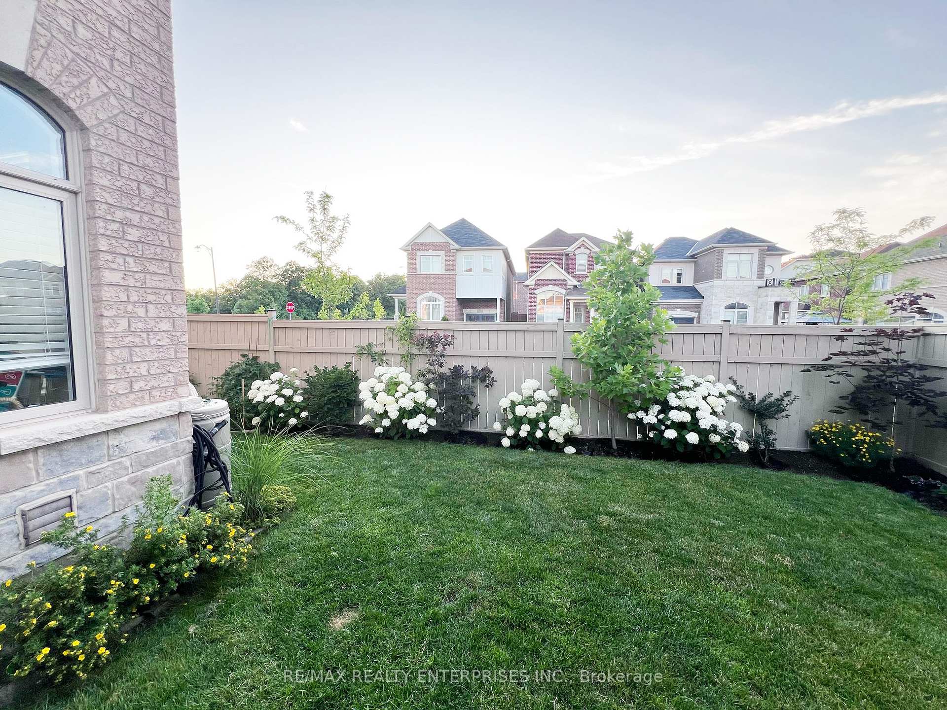 Photo 3 of 3127 Lula Road, Burlington, Alton — HOMEH