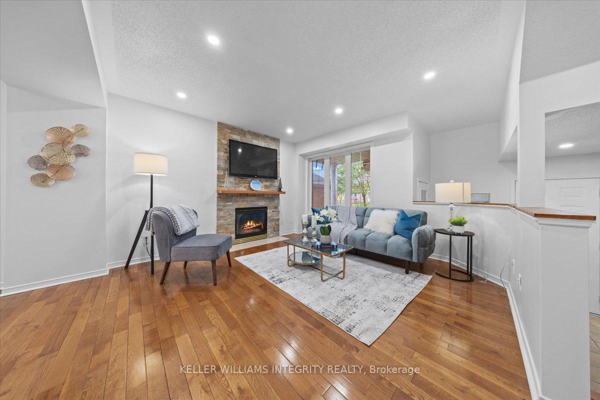 Photo 6 of 1221 Clyde Avenue, Ottawa, Central Park — HOMEH