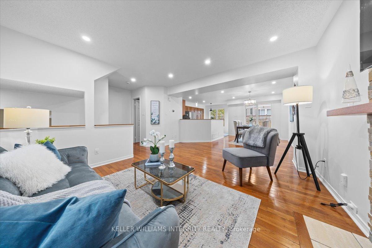 Photo 8 of 1221 Clyde Avenue, Ottawa, Central Park — HOMEH