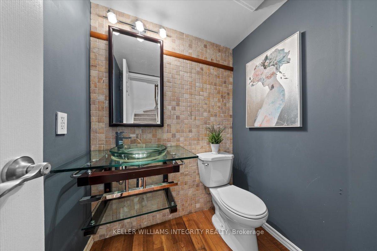 Photo 29 of 1221 Clyde Avenue, Ottawa, Central Park — HOMEH