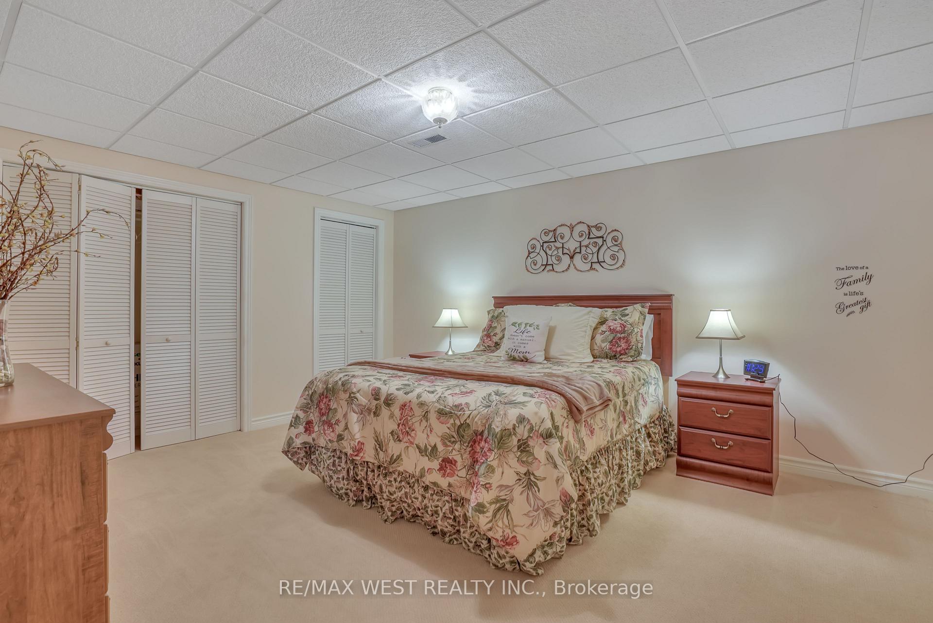 Photo 14 of 63 Empire Drive, Barrie, Innis-Shore — HOMEH