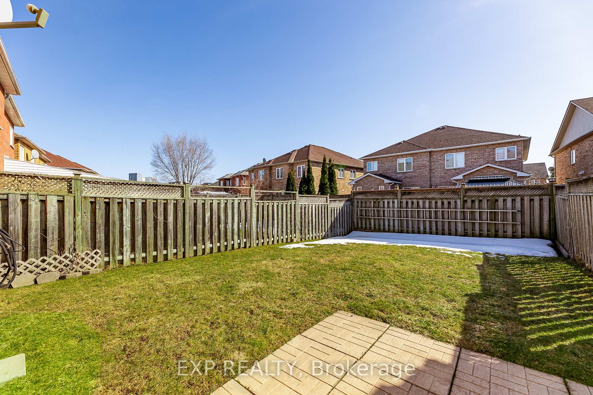 Photo 8 of 116 Casabel Drive, Vaughan, Vellore Village — HOMEH