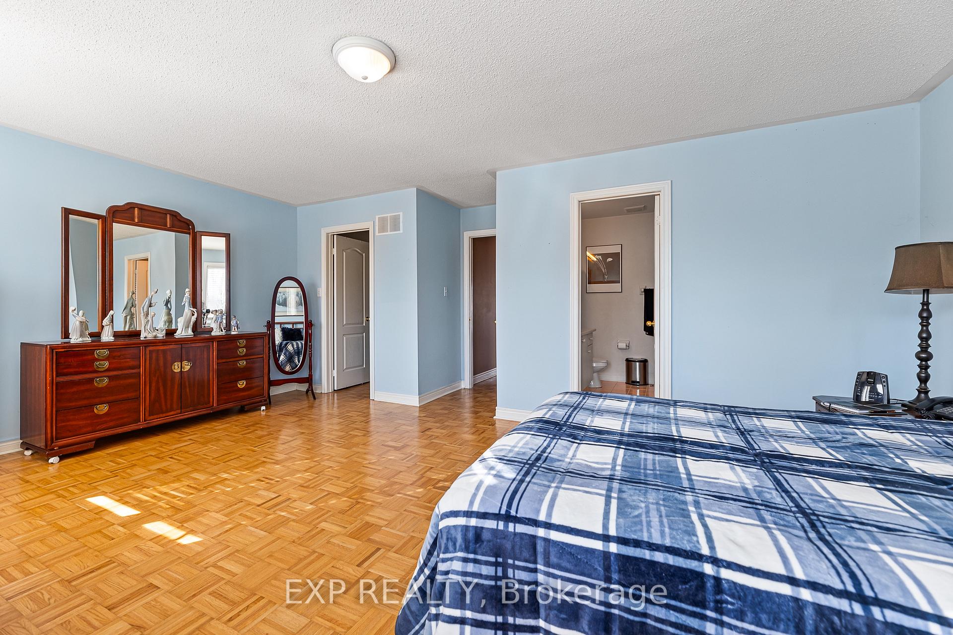 Photo 19 of 116 Casabel Drive, Vaughan, Vellore Village — HOMEH