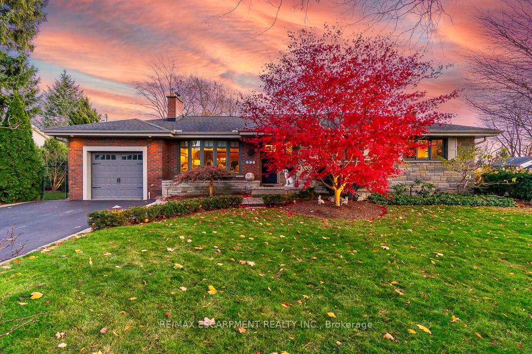 Photo 1 of 686 Holt Drive, Burlington, LaSalle — HOMEH