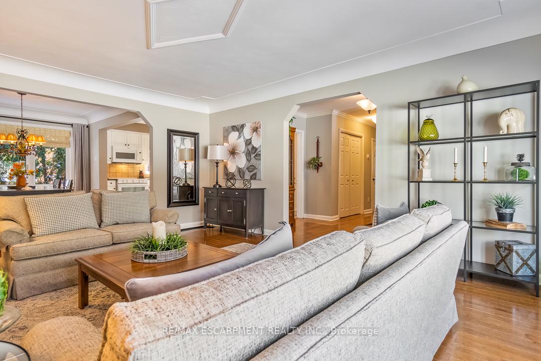Photo 8 of 686 Holt Drive, Burlington, LaSalle — HOMEH