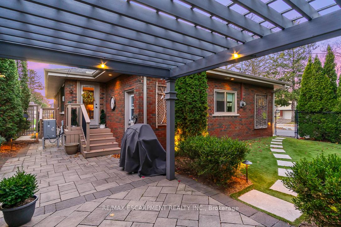 Photo 35 of 686 Holt Drive, Burlington, LaSalle — HOMEH