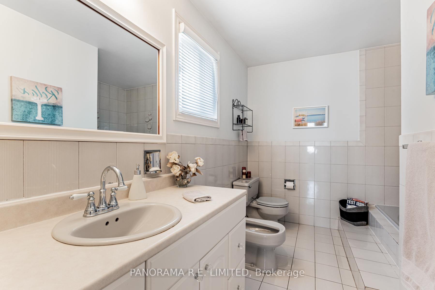 Photo 19 of 96 Beechnut Road, Vaughan, West Woodbridge — HOMEH