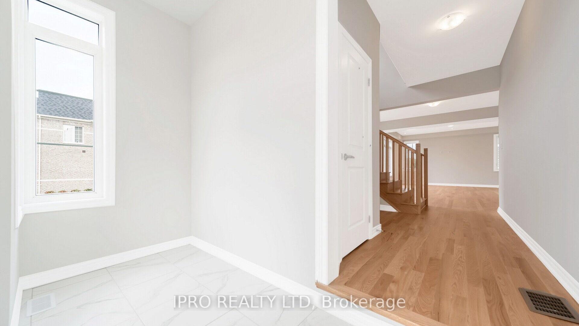 Photo 7 of 20 Ludlow Drive, Barrie, Rural Barrie Southeast — HOMEH