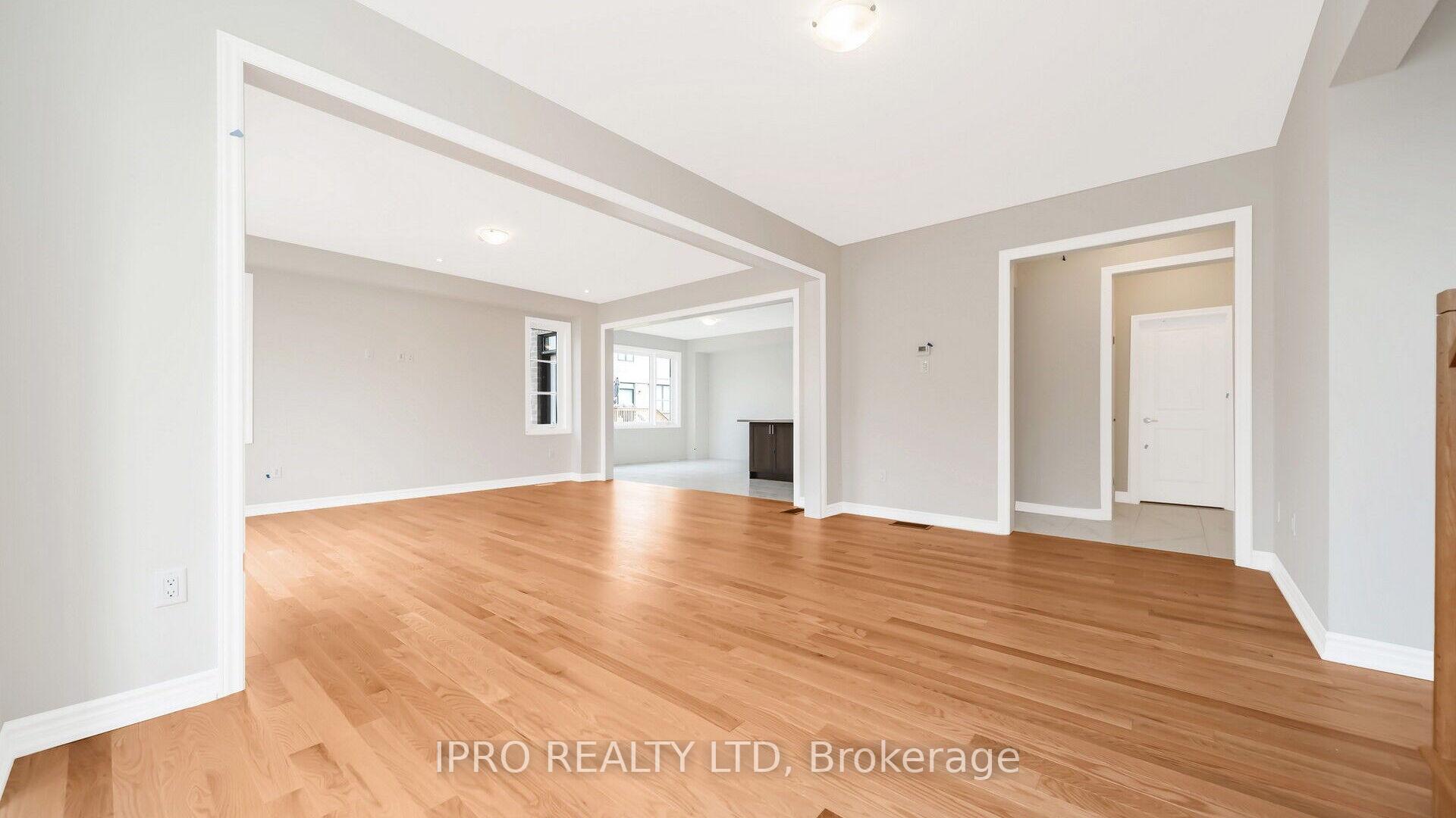 Photo 9 of 20 Ludlow Drive, Barrie, Rural Barrie Southeast — HOMEH