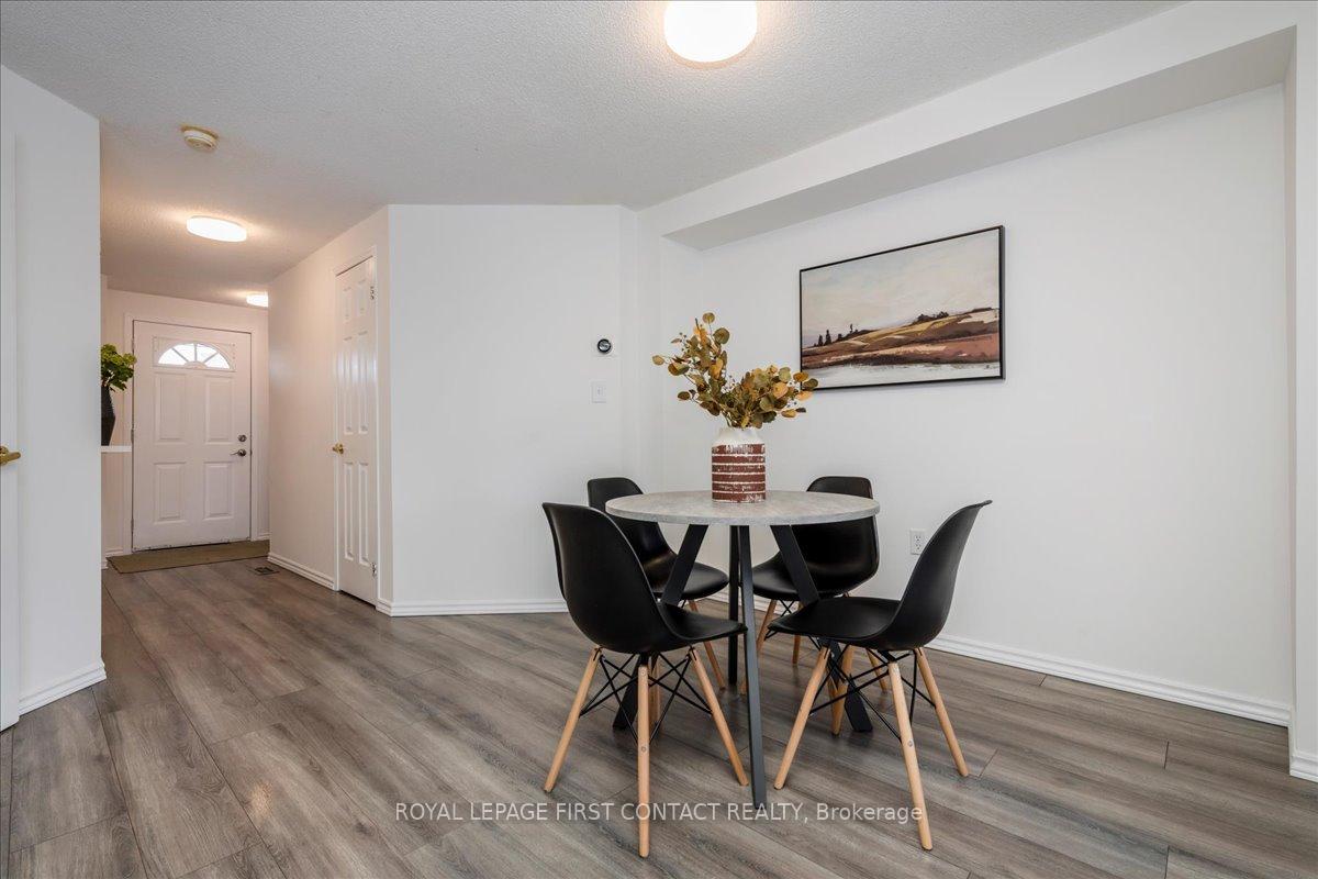 Photo 6 of 6 Caribou Court, Barrie, Holly — HOMEH