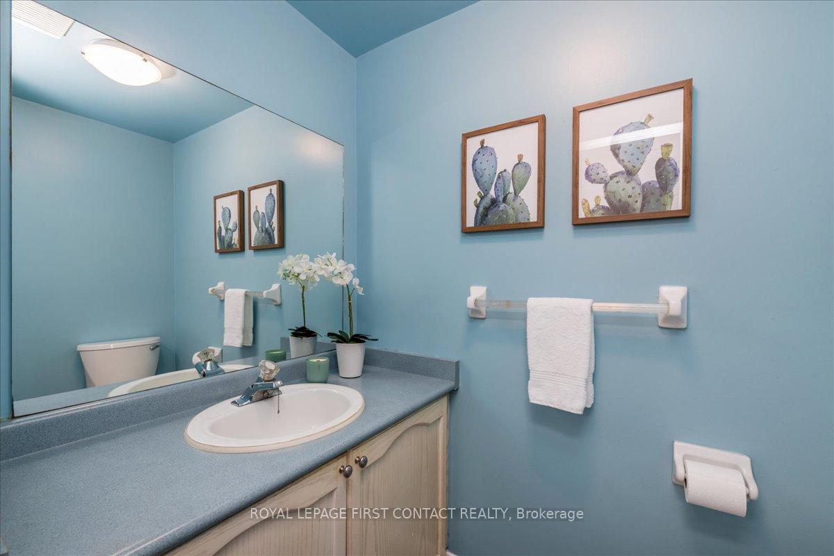 Photo 15 of 6 Caribou Court, Barrie, Holly — HOMEH