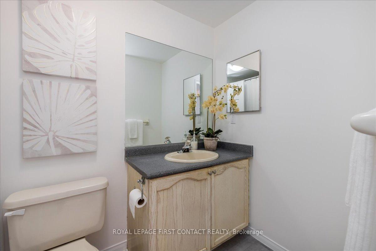 Photo 19 of 6 Caribou Court, Barrie, Holly — HOMEH