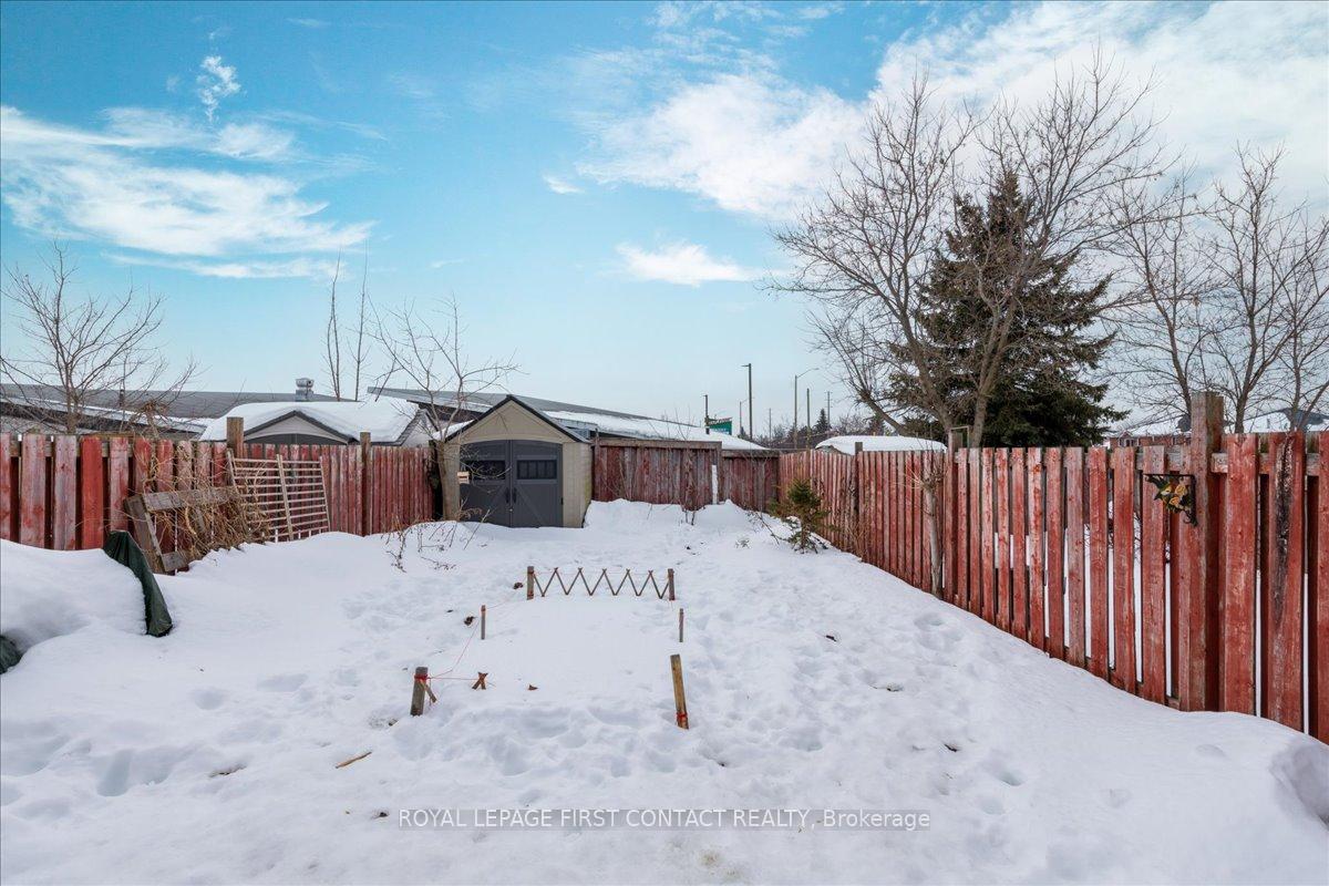 Photo 22 of 6 Caribou Court, Barrie, Holly — HOMEH