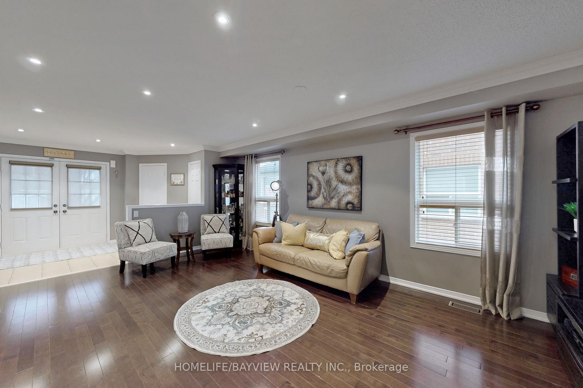 Photo 6 of 11 Rosario Drive, Vaughan, Vellore Village — HOMEH