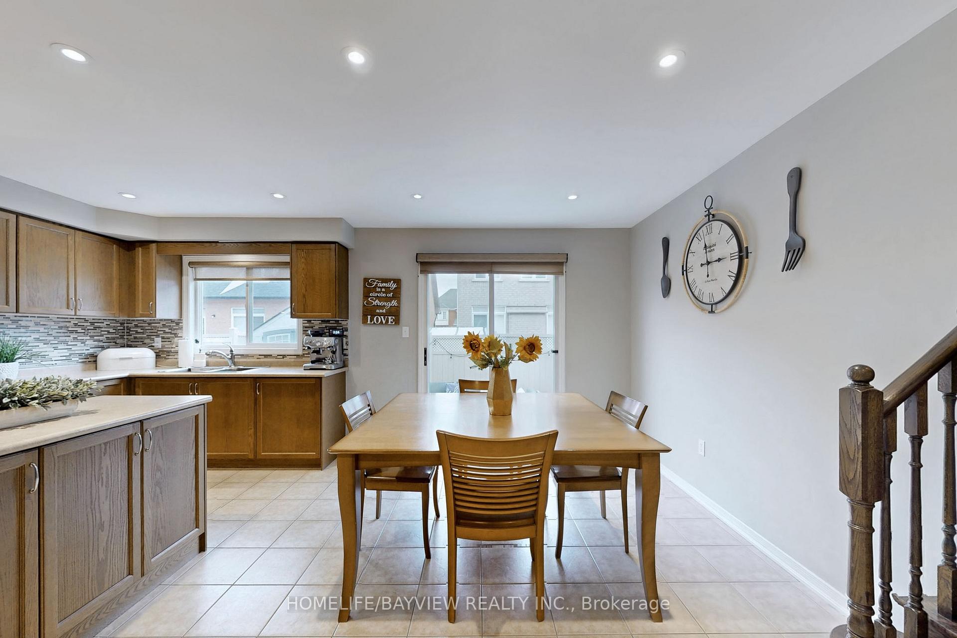 Photo 15 of 11 Rosario Drive, Vaughan, Vellore Village — HOMEH