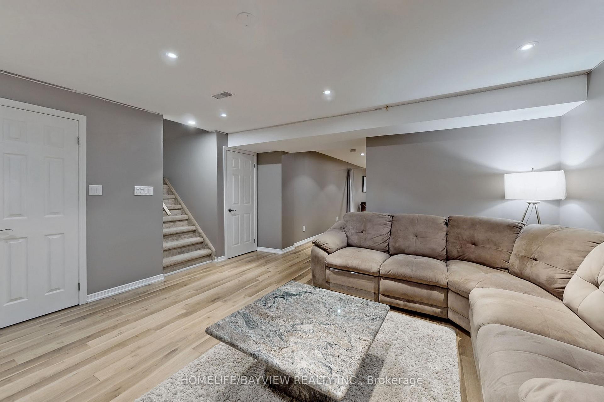 Photo 26 of 11 Rosario Drive, Vaughan, Vellore Village — HOMEH