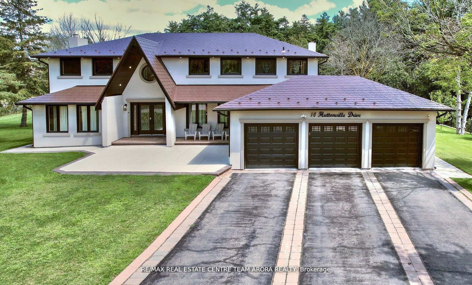 Front of 14 Huttonville Drive