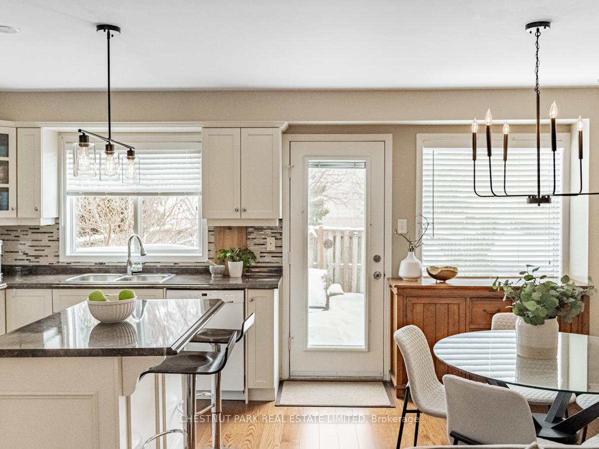 Photo 11 of 5195 Thornburn Drive, Burlington, Uptown — HOMEH