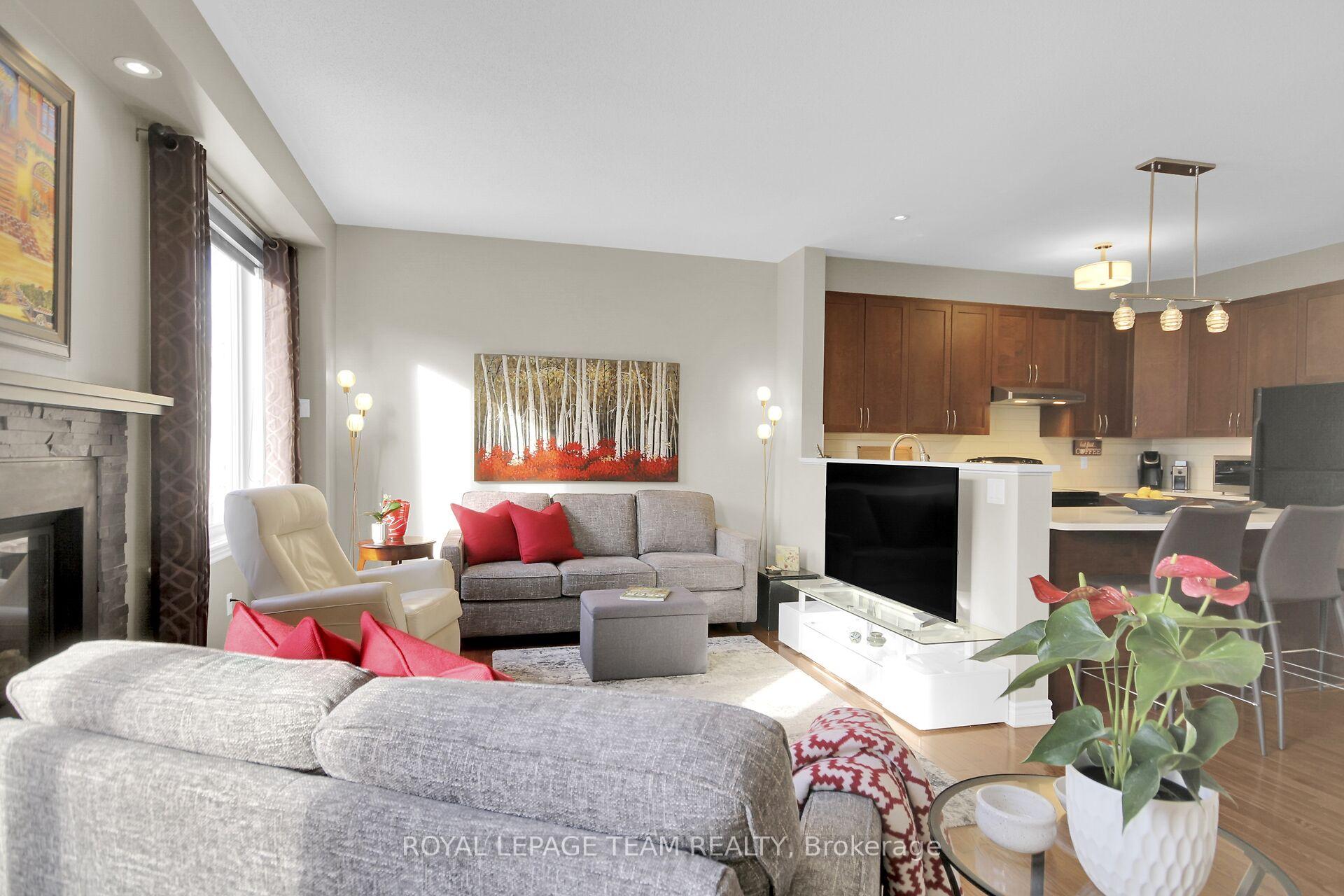 Photo 16 of 209 Harthill Way, Ottawa, Barrhaven - Heritage Park — HOMEH