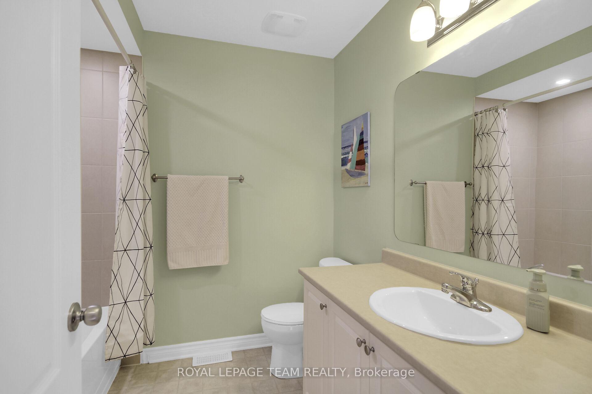 Photo 26 of 209 Harthill Way, Ottawa, Barrhaven - Heritage Park — HOMEH