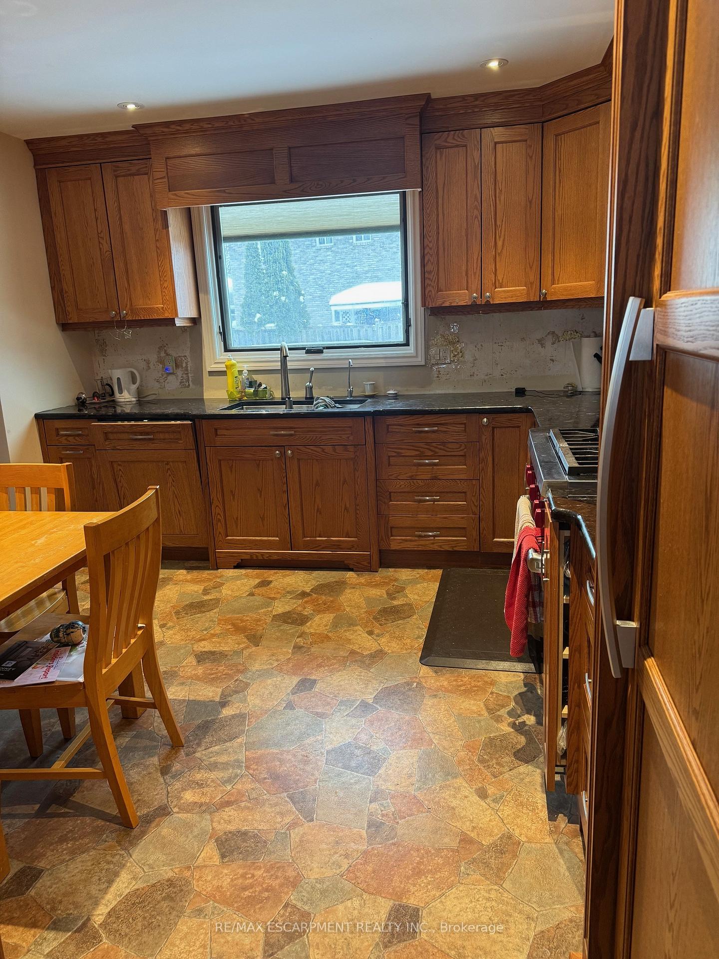 Photo 7 of 313 Appleby Line, Burlington, Appleby — HOMEH
