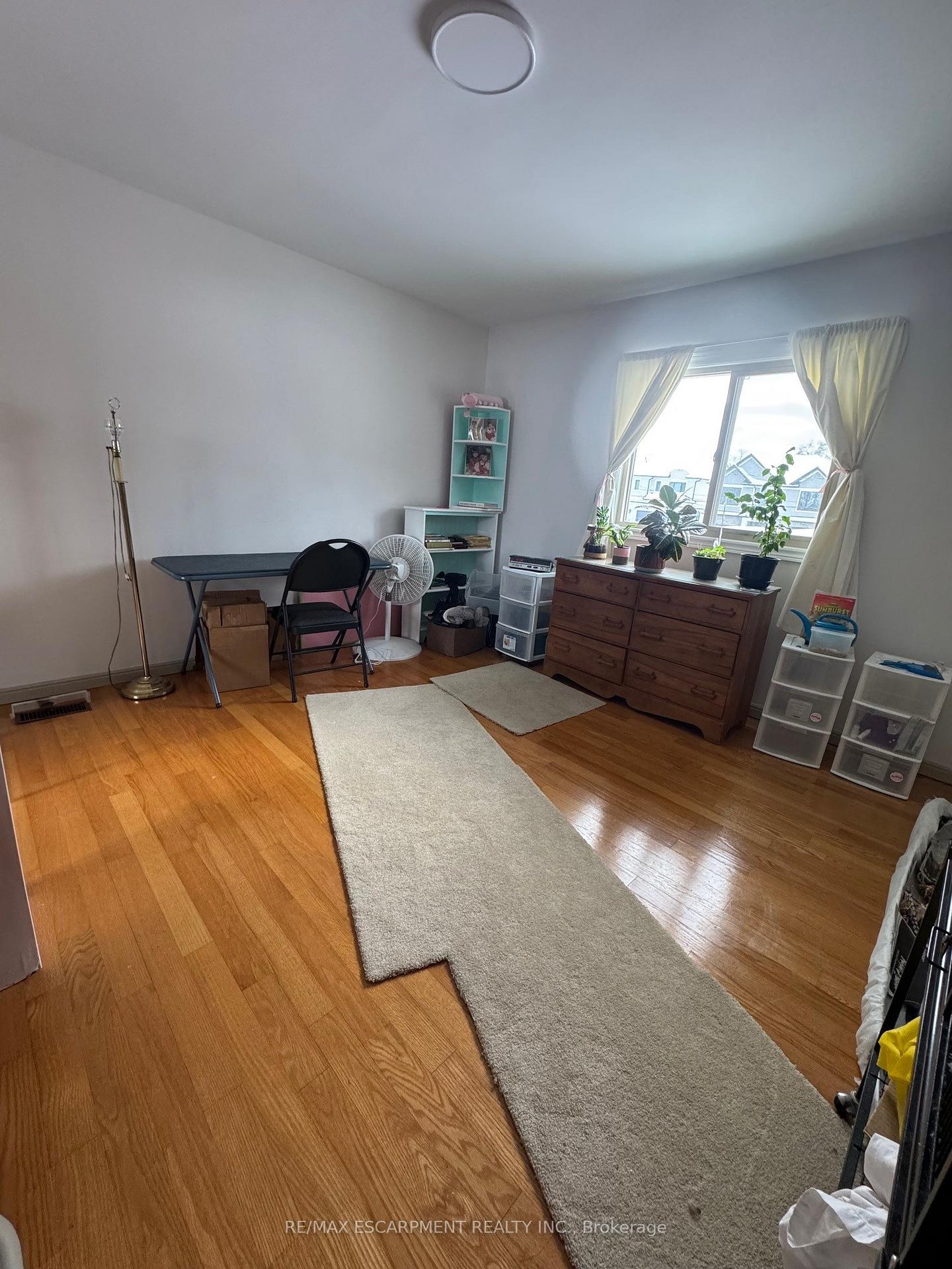Photo 17 of 313 Appleby Line, Burlington, Appleby — HOMEH