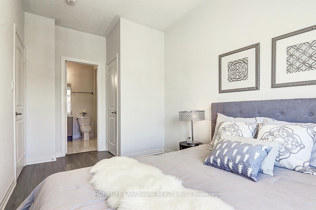 Photo 19 of 115 Arianna Crescent E, Vaughan, Patterson — HOMEH