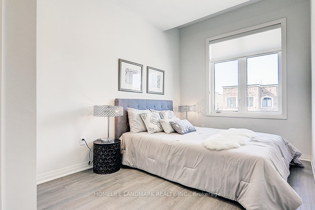 Photo 20 of 115 Arianna Crescent E, Vaughan, Patterson — HOMEH