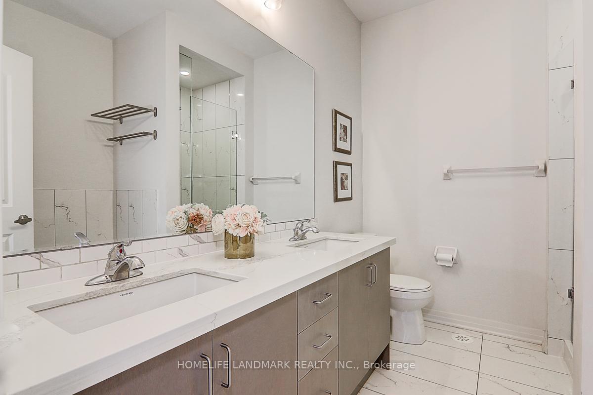 Photo 29 of 115 Arianna Crescent E, Vaughan, Patterson — HOMEH