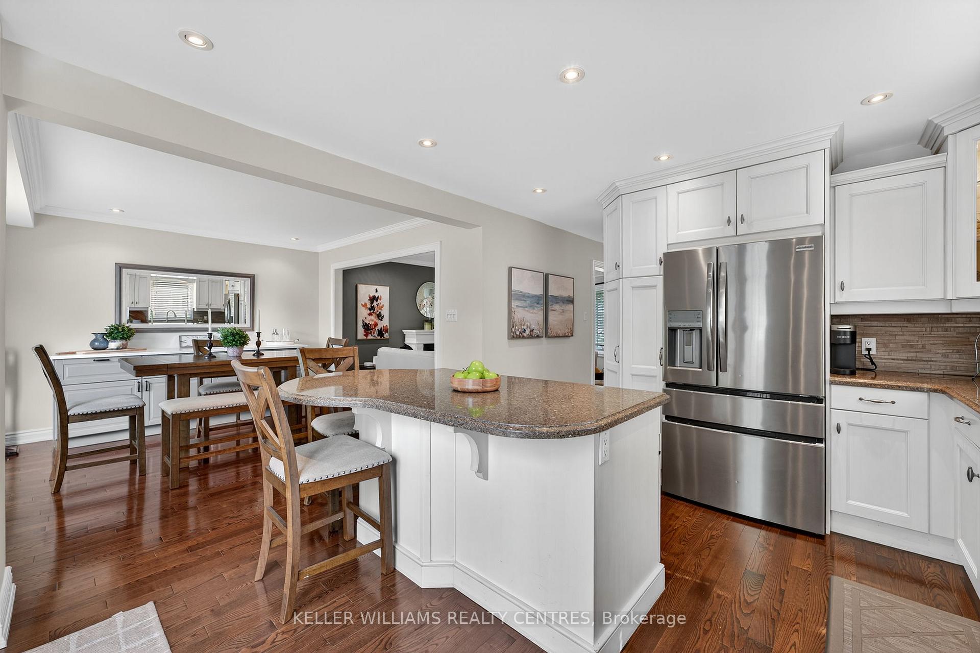 Photo 18 of 42 Buchanan Crescent, Aurora, Aurora Village — HOMEH