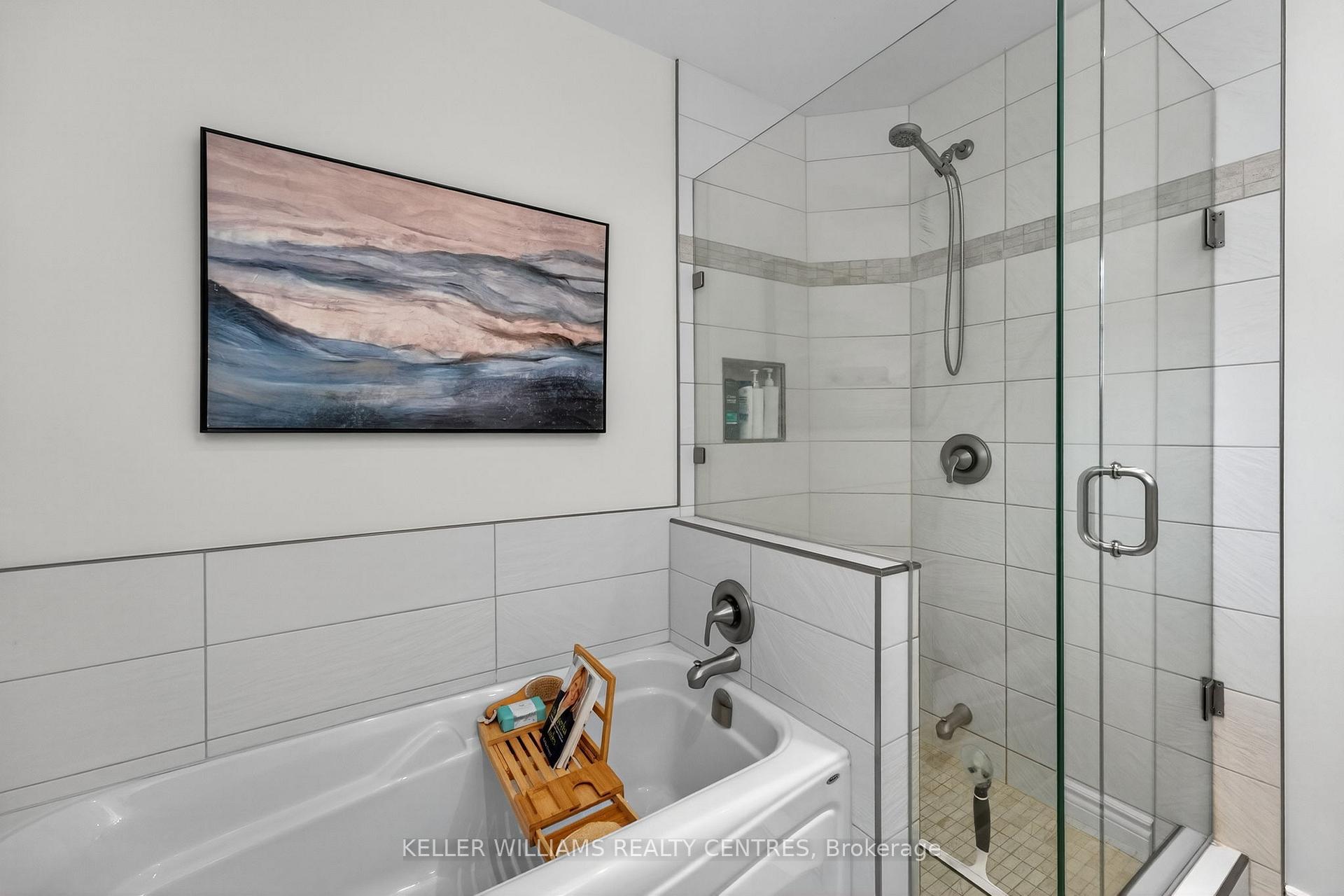 Photo 31 of 42 Buchanan Crescent, Aurora, Aurora Village — HOMEH