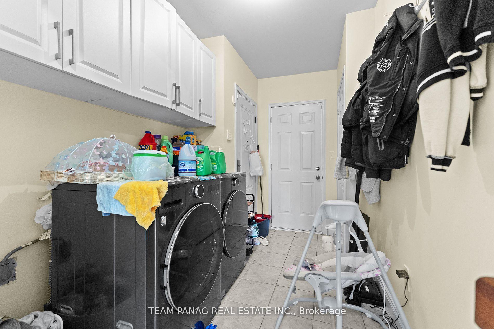 Photo 33 of 15 Brownbush Way, Brampton, Sandringham-Wellington — HOMEH
